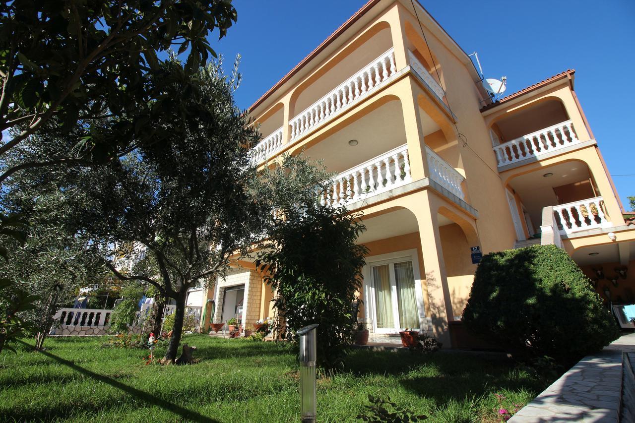 Apartments Vukic Crikvenica Zimmer foto